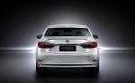 Lexus ES300h 2015 года